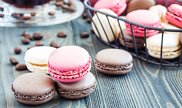 Freshly baked eggless cakes